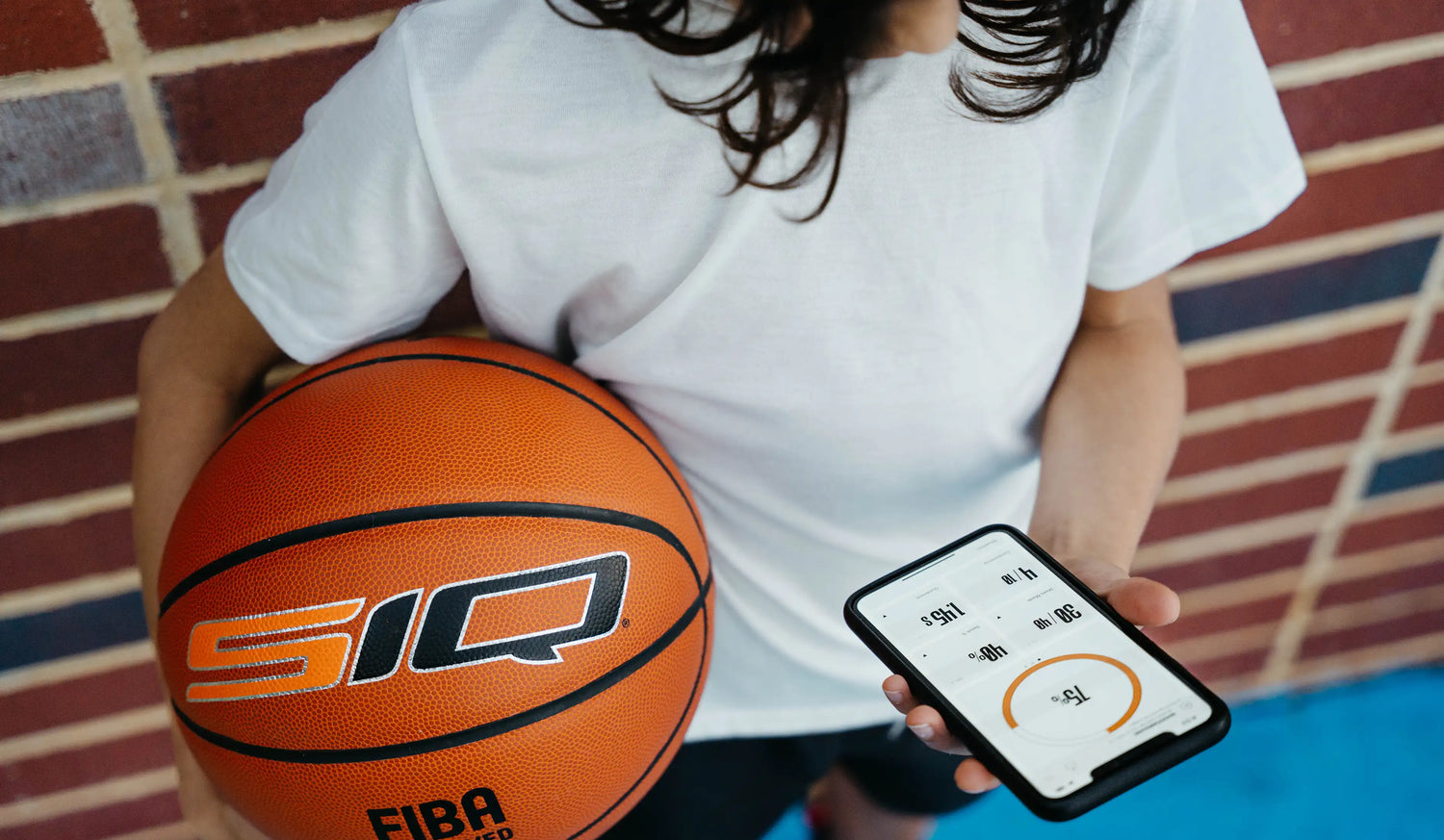 SIQ Basketball FIBA approved Smart Ball SIQ BASKETBALL